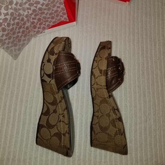 Coach wedges - Picture 14 of 16